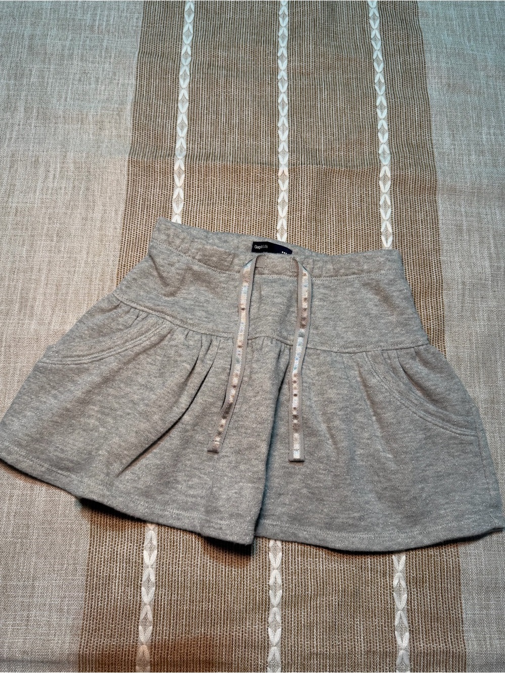 GAP Girls' Light Gray Pull-On Skort with Drawstring sparkles